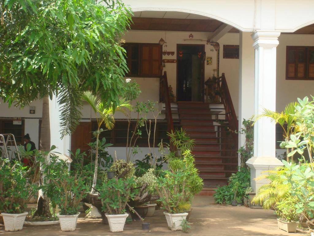 Champa Hotel Pakse Exterior foto