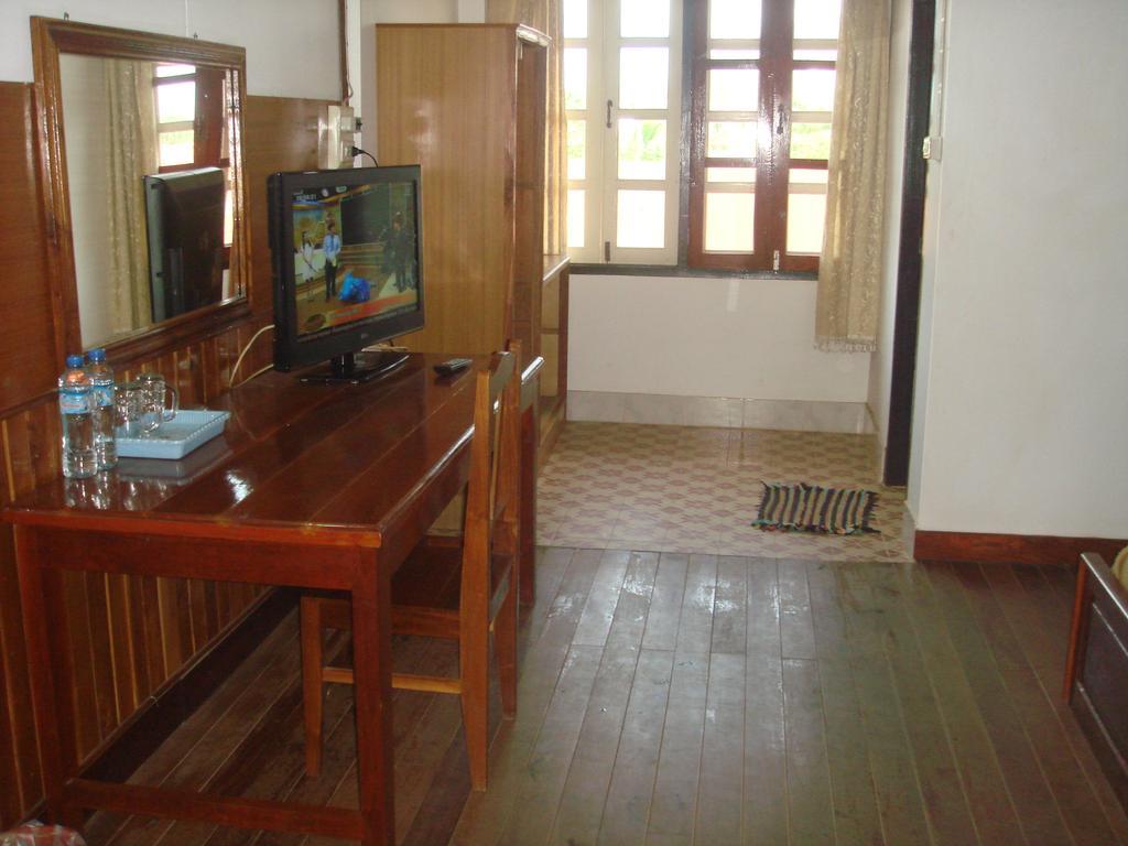 Champa Hotel Pakse Exterior foto